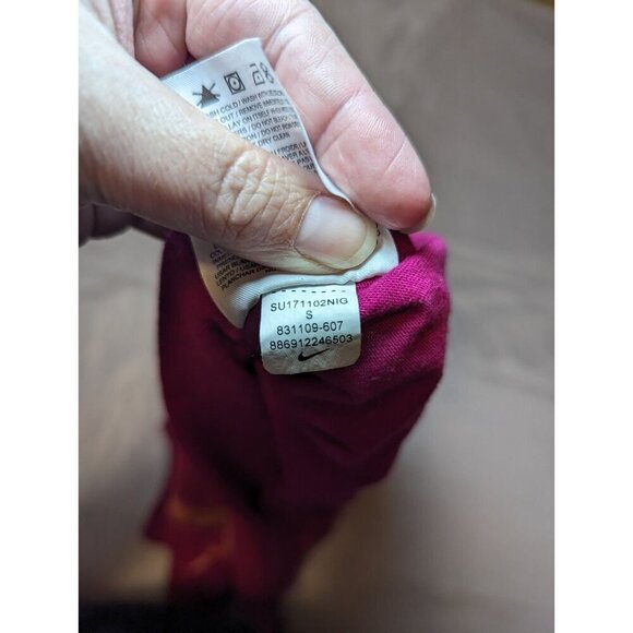 Nike Dri -Fit Magenta Swoosh Racerback Tank Top Size Small - Picture 6 of 10